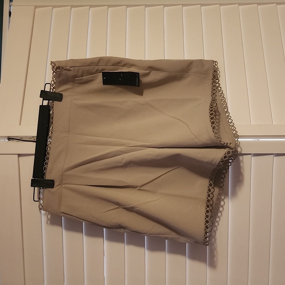 Rafaellla shorts